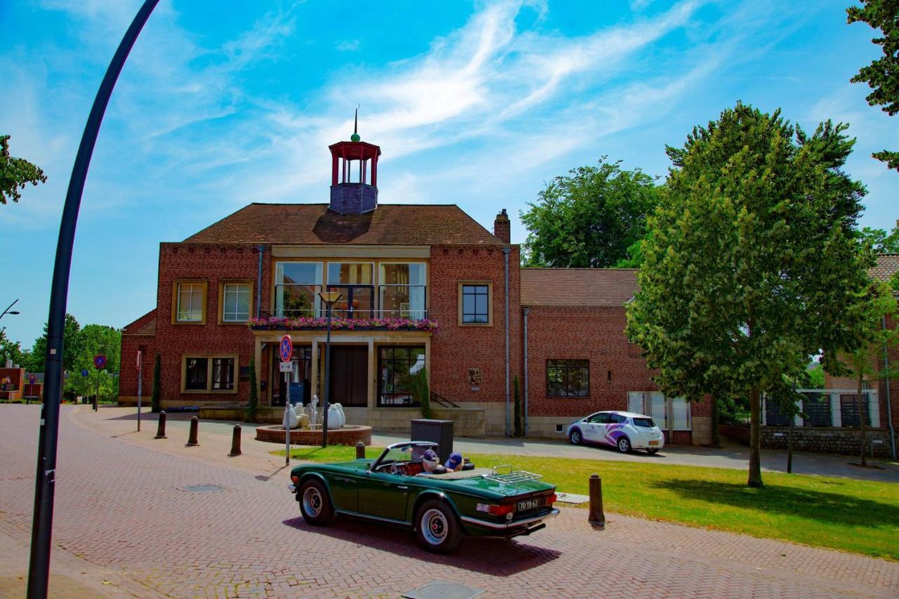Bed and Breakfast Atalanta-Wellness Roermond 'De Wethouder' Herten Exterior foto